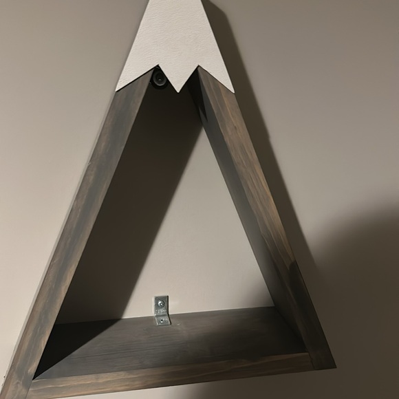 3 Mountain Floating Shelves - Picture 3 of 4